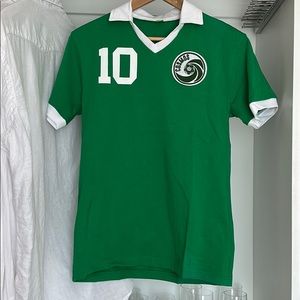 Boys pele soccer shirt size 12